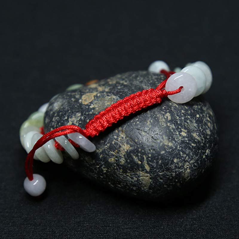 Bransoletka z okrągłym jadeitem i czerwonymi sznurkami Buddha Stones - Image 10