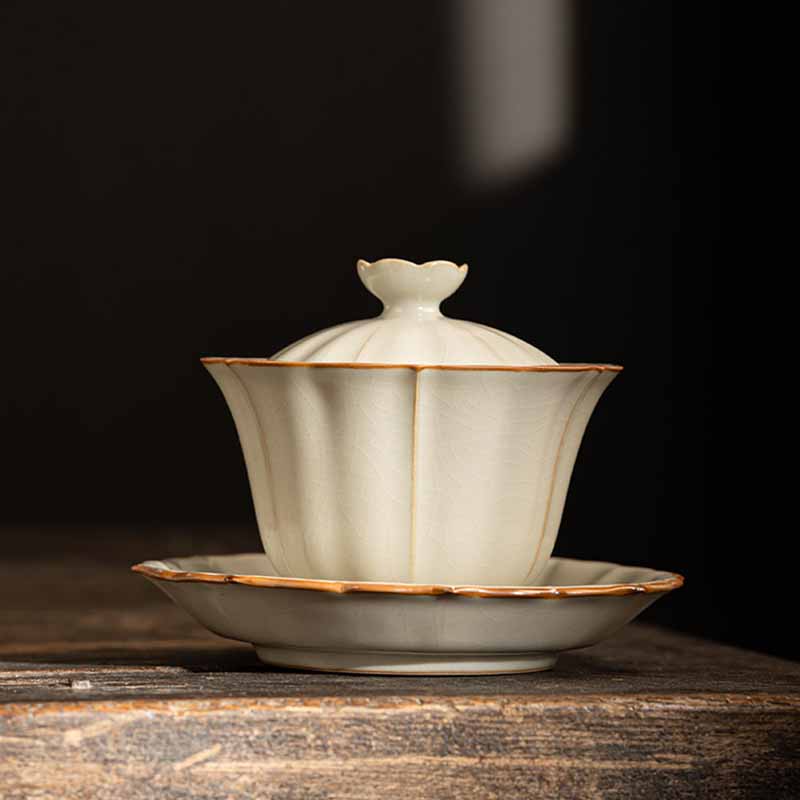 Buddha Stones Beżowy Śliwkowy Kwiat Kształt Brzoskwini Gałązka Ceramiczna Gaiwan Sancai Filiżanka Kung Fu Filiżanka Do Herbaty Z Pokrywką