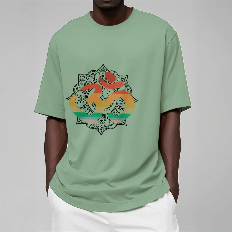 Buddha Stones Gradient-kolorowy Om Sanskryt Mandala Tło Wzór Bawełniana Koszulka T-shirt - Image 16