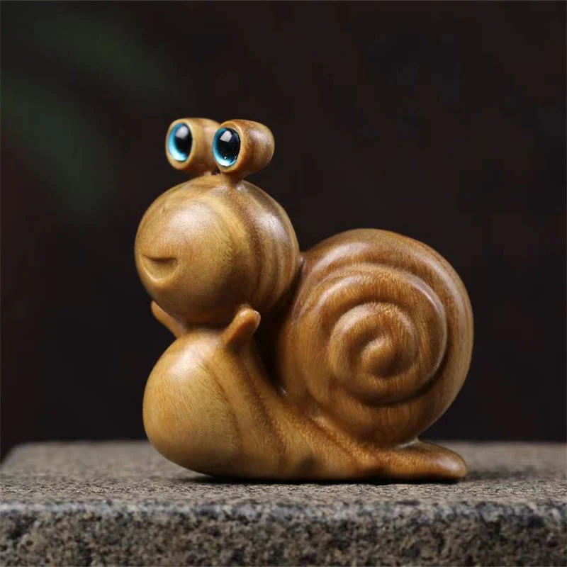 Buddha Stones Miniaturowe Zielone Drzewo Sandałowe Ślimak Rzeźbiony Cure Dekoracja Biurka