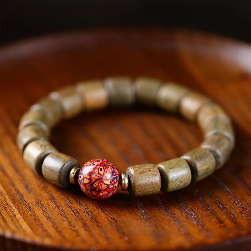 Buddha Stones Naturalne Zielone Drzewo Sandałowe Małe Liście Czerwonego Drzewa Sandałowego Lakierowana Bransoletka z Koralików Pokoju - Image 2