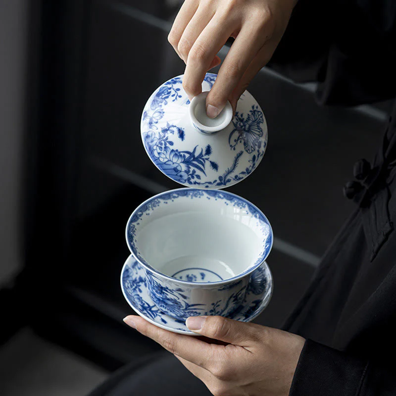 Buddha Stones Niebieskie I Białe Porcelany Lotos Ryba Koi Taniec Lwa Arbuz Ceramiczny Gaiwan Sancai Filiżanka Kung Fu Filiżanka I Spodek Z Pokrywką 300 ml - Image 4