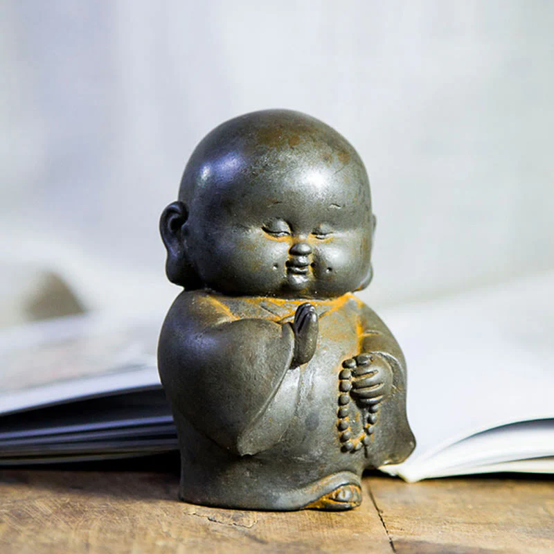 Buddha Stones Ręcznie Robione Mały Mnich Żelazo Proszek Rdza Odlew Żywicy Statuetka Dekoracja Domu - Image 9