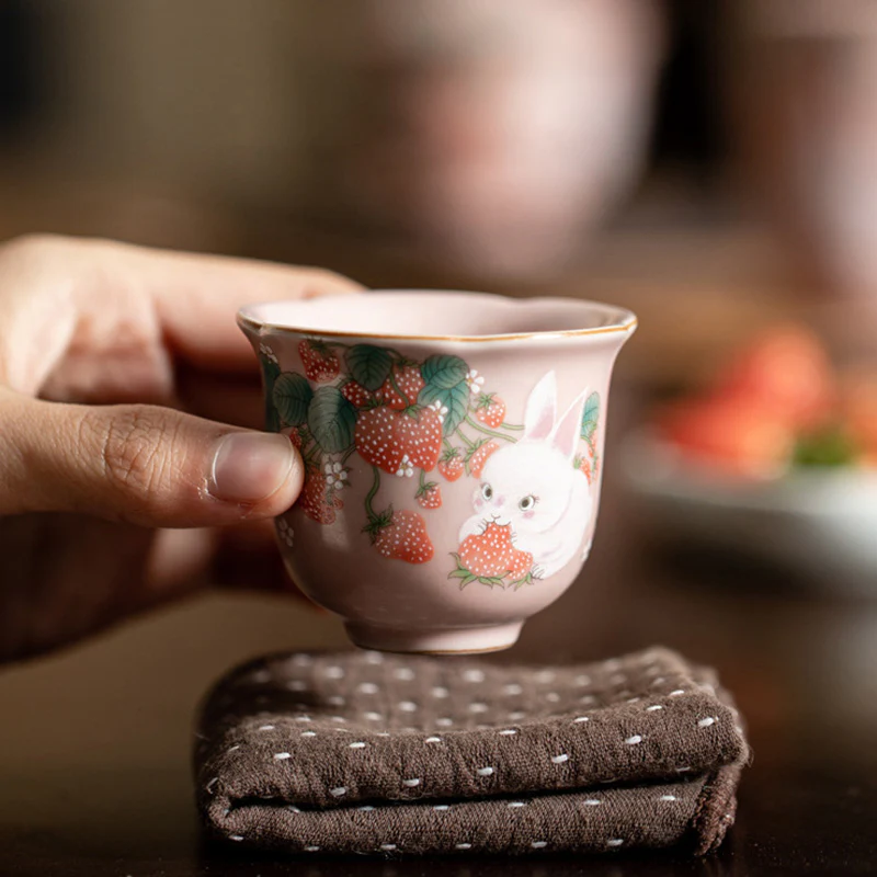 Buddha Stones Uroczy Truskawkowy Królik Kwiat Ceramiczny Filiżanka Kung Fu Filiżanka Do Herbaty 55ml - Image 10