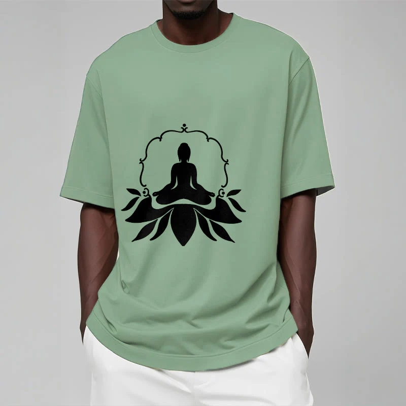 Koszulka z nadrukiem Buddha Stones Medytujący Budda Siedzący na Trawie - Image 16