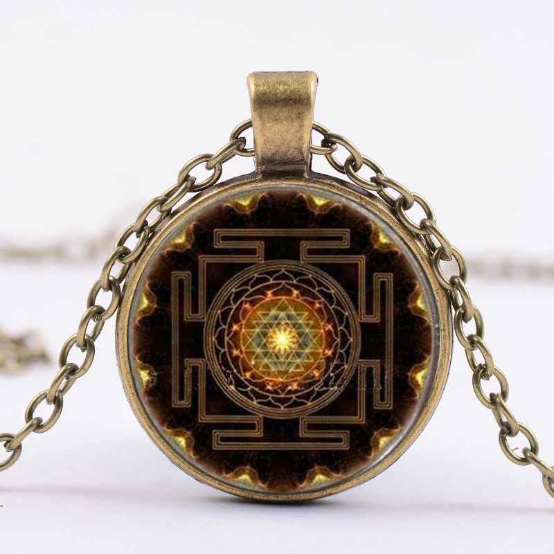 Naszyjnik z kamieniami szlachetnymi Sacred Sri Yantra Time