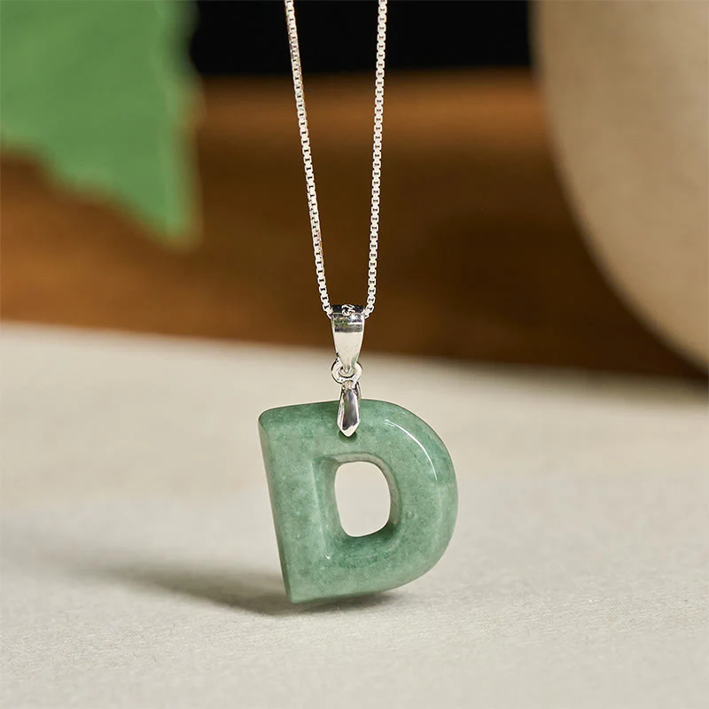 Naszyjnik z wisiorkiem "Prosperity" z naturalnym jadeitem w kształcie litery AZ, wykonany ze srebra próby 925 i srebra próby 925. - Image 23