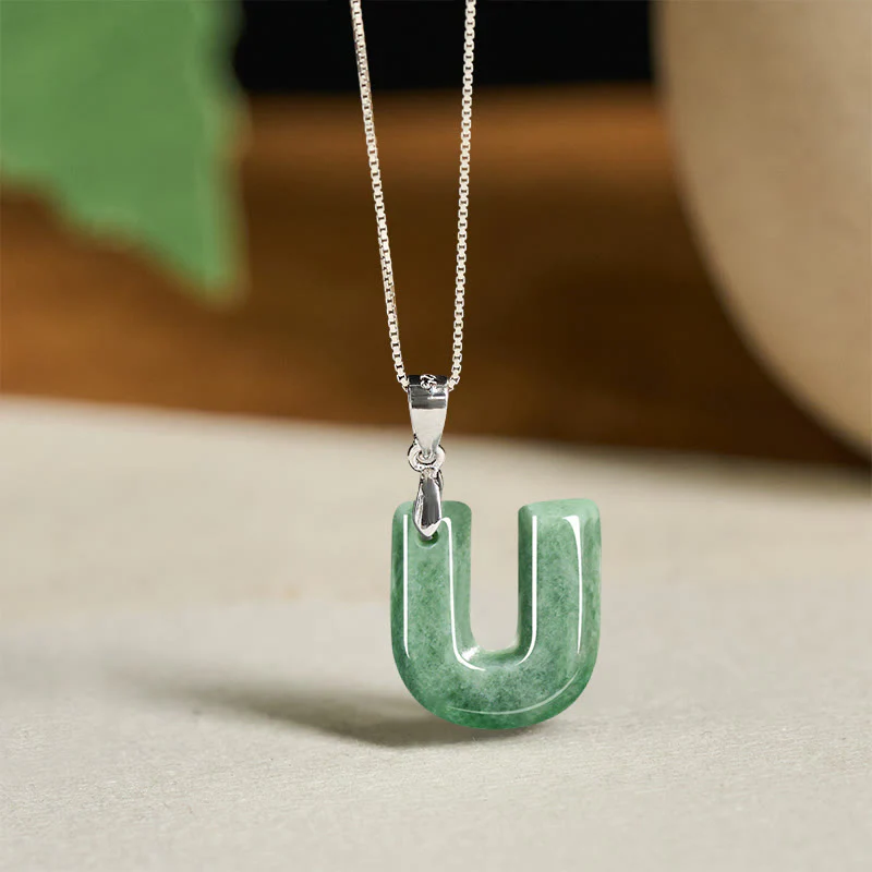 Naszyjnik z wisiorkiem "Prosperity" z naturalnym jadeitem w kształcie litery AZ, wykonany ze srebra próby 925 i srebra próby 925. - Image 45