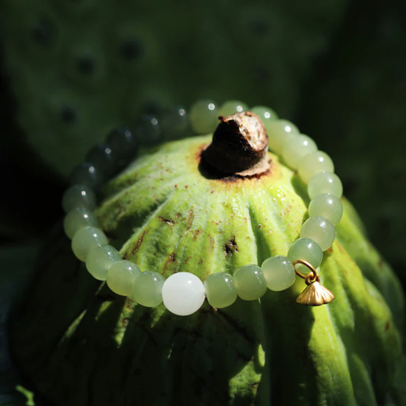 Regulowana bransoletka Jade Lotus Abundance - Image 2